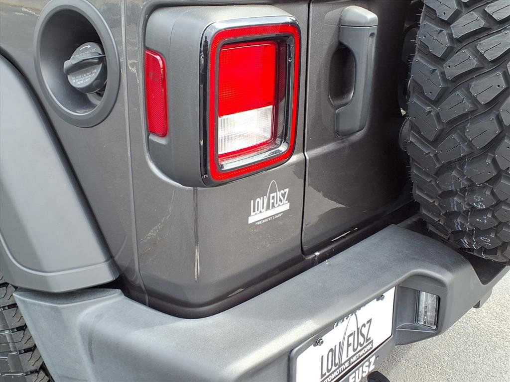 Used 2022 Jeep Wrangler Willys image 23