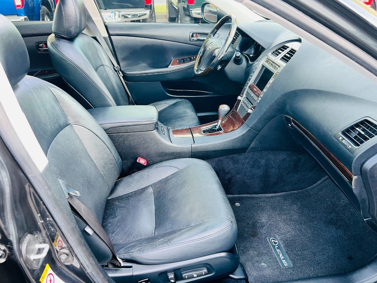 Used 2011 Lexus ES 350 image 15
