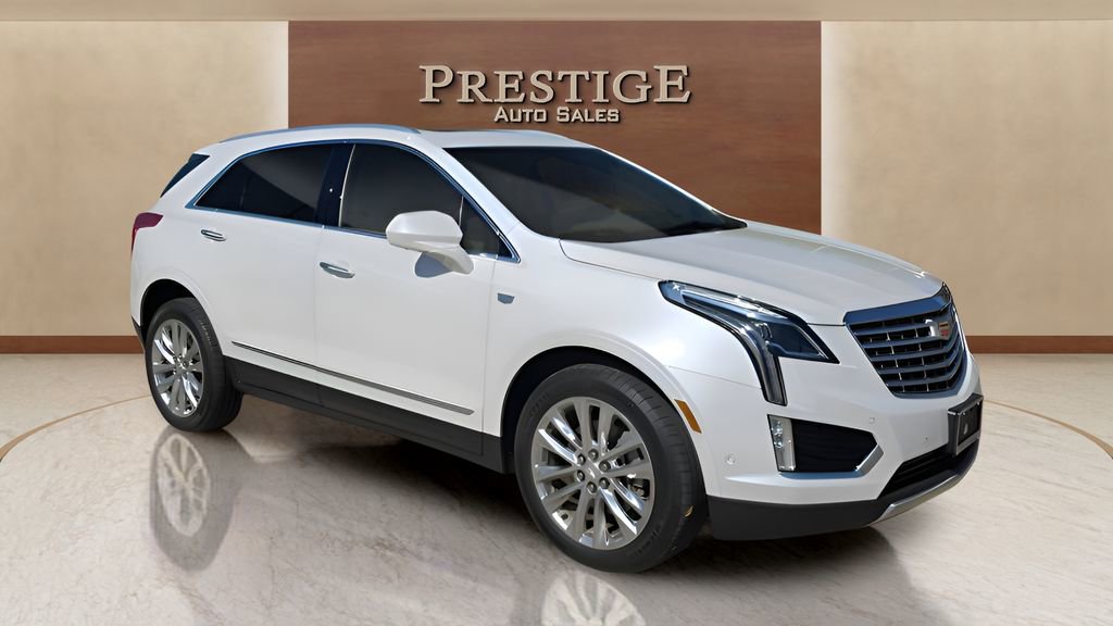 Used 2017 Cadillac XT5 Platinum w/ Driver Assist Package image 12