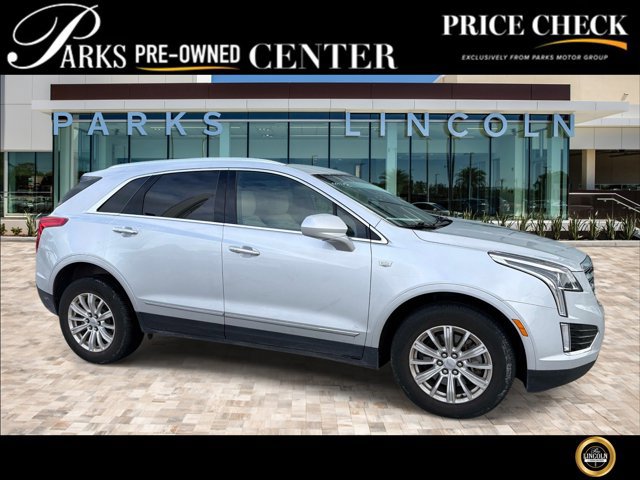 Used 2019 Cadillac XT5 FWD image 1