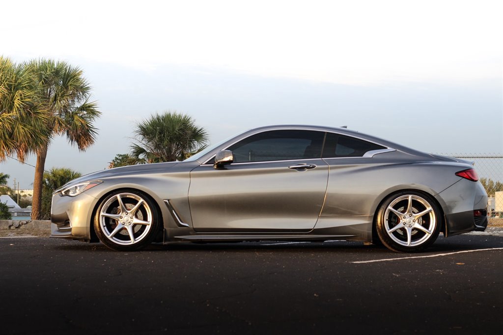 Used 2017 INFINITI Q60 2.0t w/ Premium Plus Package 2.0T image 15