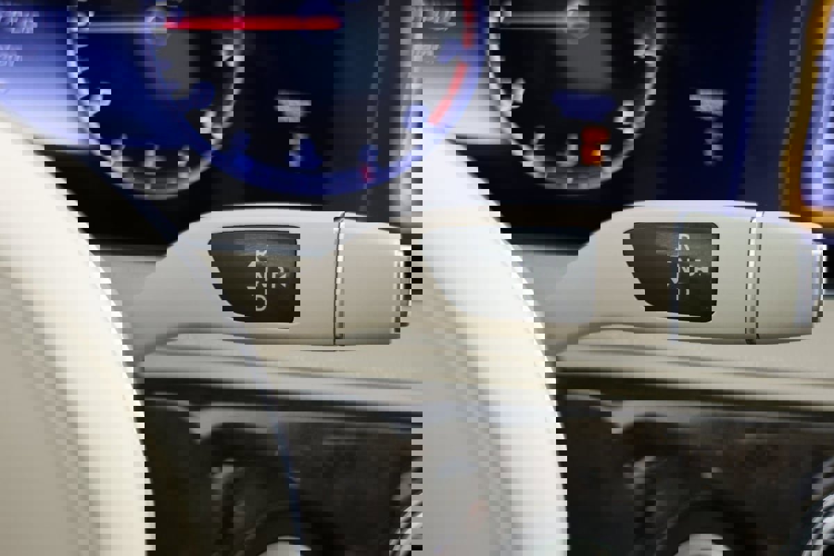 Used 2020 Mercedes-Benz S 560 4MATIC Sedan image 6