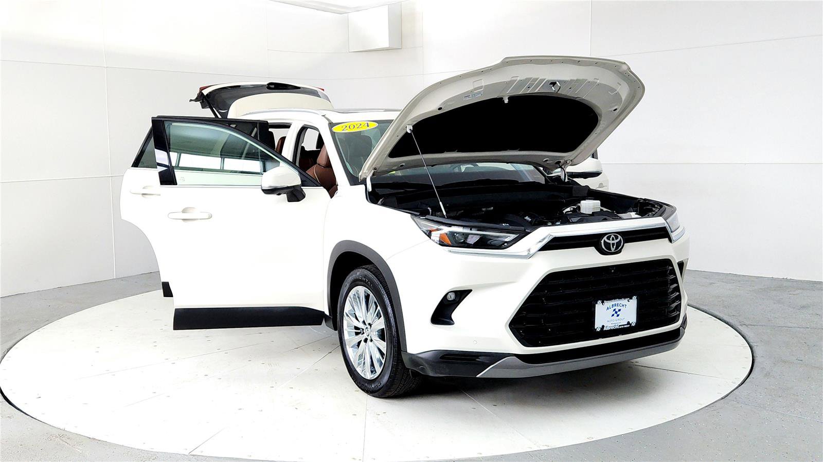 Certified 2024 Toyota Grand Highlander Platinum image 9