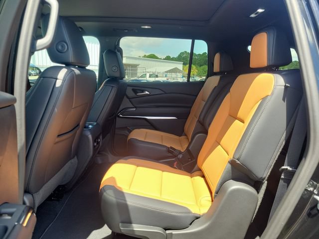 New 2027 Chevrolet Traverse Z71 w/ Driver Confidence Package AWD/4WD image 15