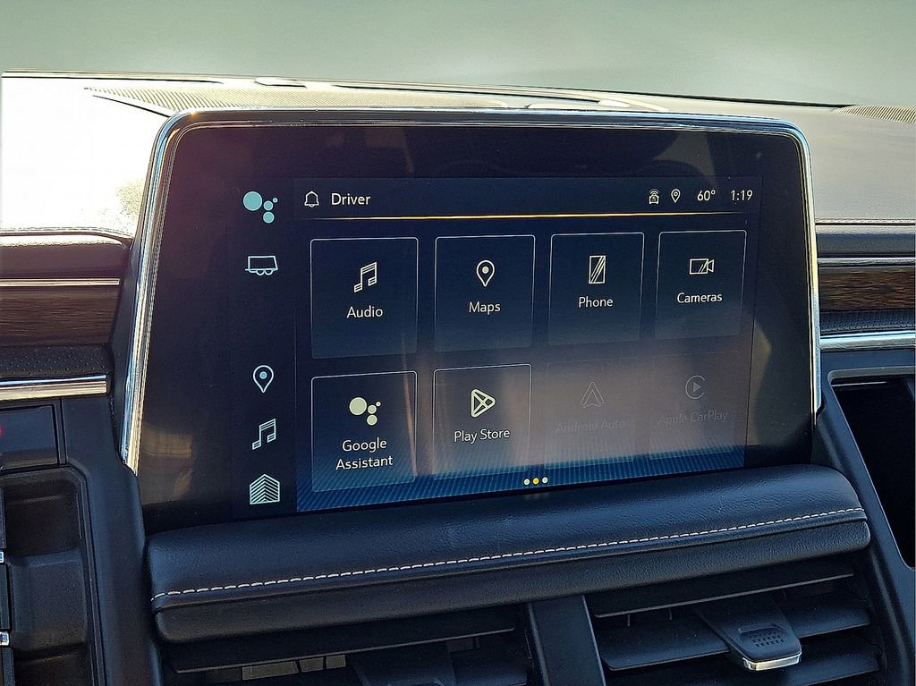 Used 2023 Chevrolet Suburban Premier image 30