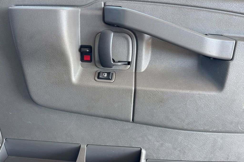 Used 2024 Chevrolet Express 3500 LT w/ LT Preferred Equipment Group image 23