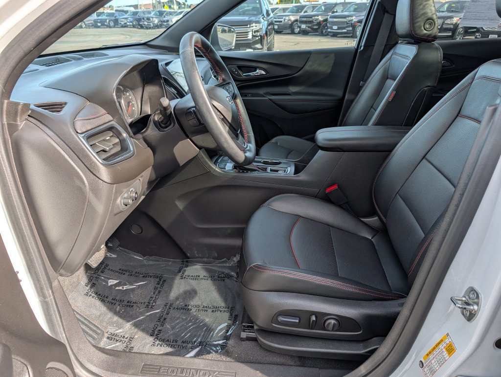 Used 2024 Chevrolet Equinox RS w/ RS Leather Package AWD/4WD image 15
