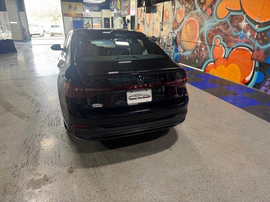 Used 2025 Volkswagen Jetta SE image 4