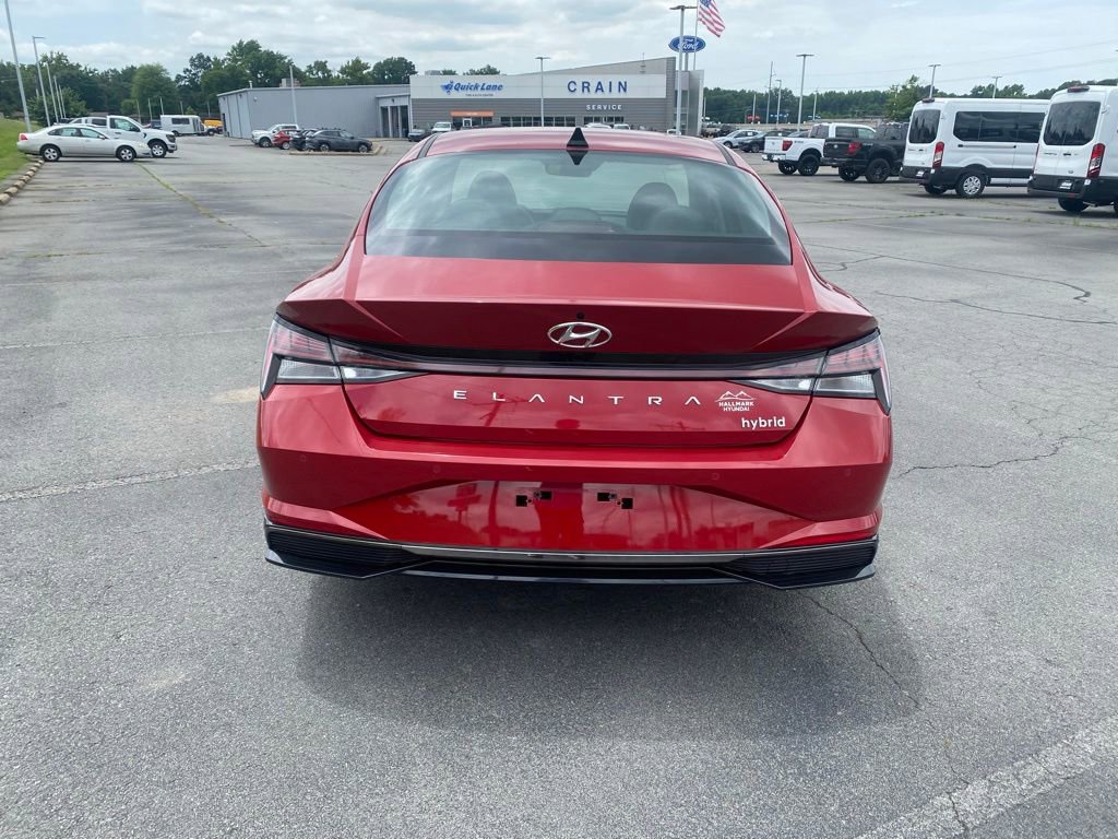 Used 2022 Hyundai Elantra Limited FWD image 6