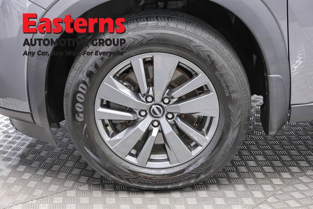 Used 2024 Nissan Pathfinder SV AWD/4WD image 31