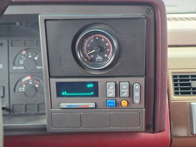 Used 1990 Chevrolet Silverado 1500 2WD Regular Cab image 22