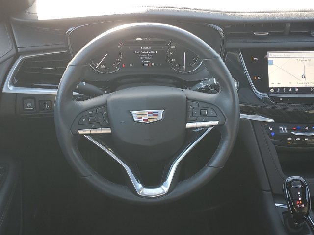 Certified 2024 Cadillac XT6 Premium Luxury w/ LPO, Floor Liner Package AWD/4WD image 30