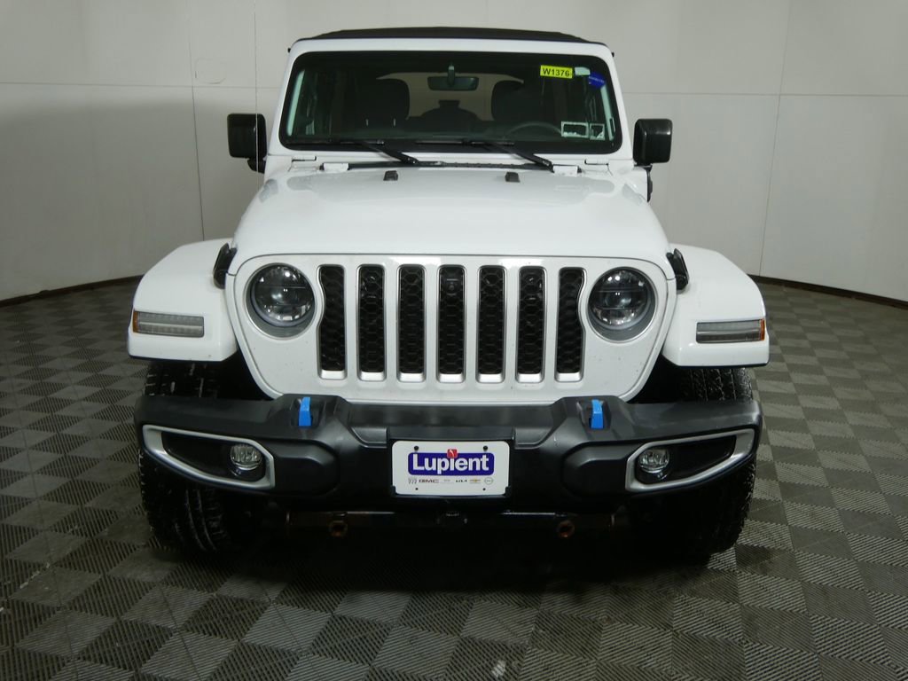 Used 2023 Jeep Wrangler Unlimited Sahara w/ Cold Weather Group image 9