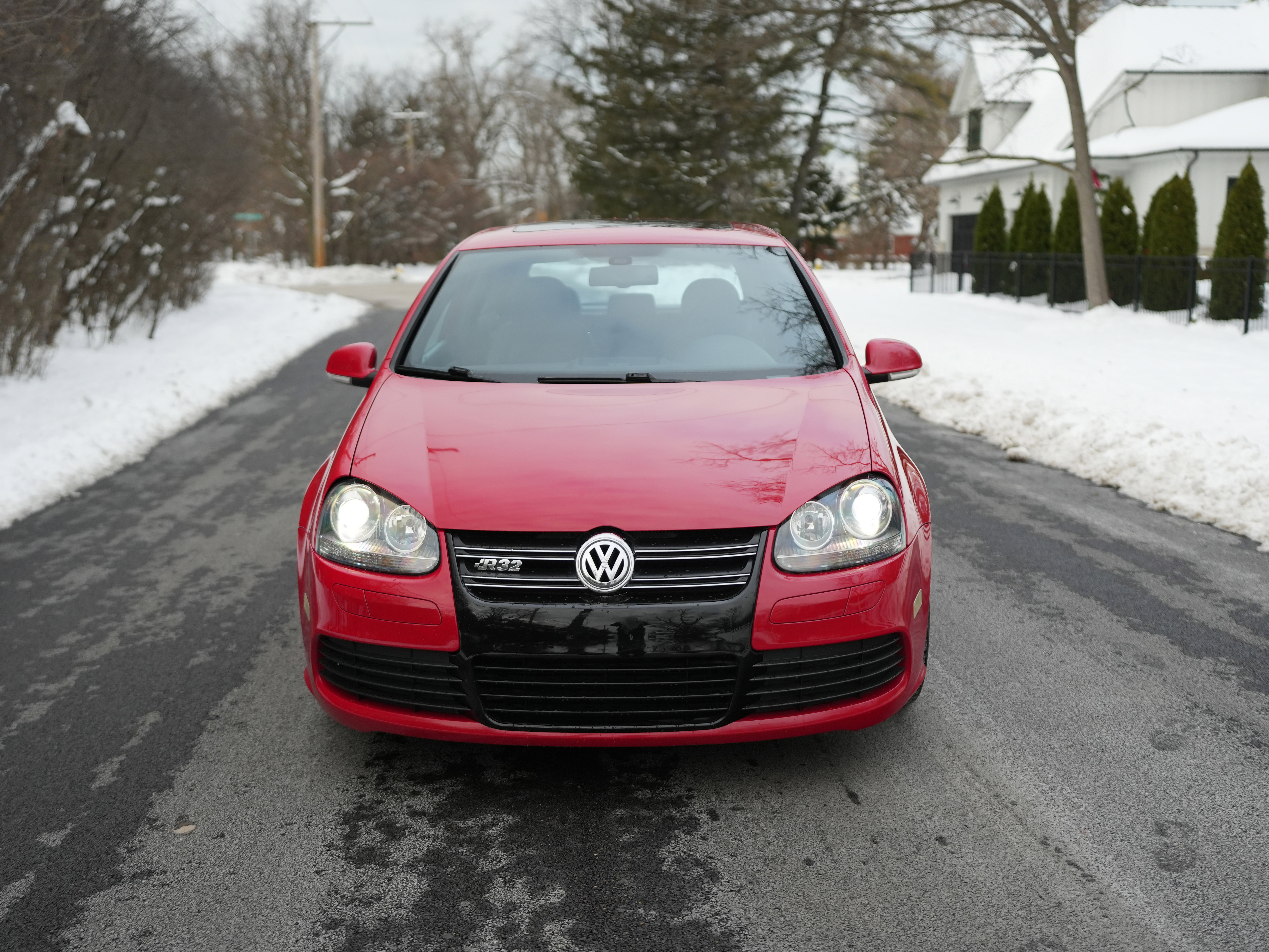 Used 2008 Volkswagen R32 image 3