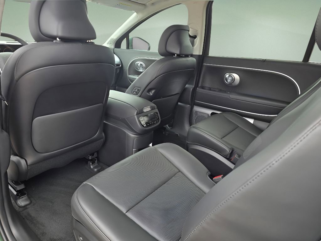 New 2026 Hyundai Ioniq 9 Calligraphy image 14