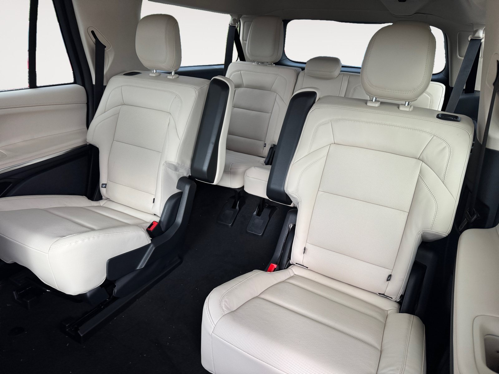 New 2027 Lincoln Navigator L Reserve AWD/4WD image 17