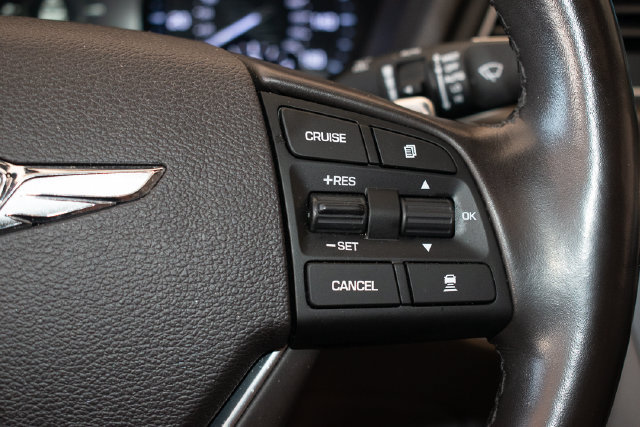 Used 2018 Genesis G80 3.8 w/ Option Group 03 AWD/4WD image 25