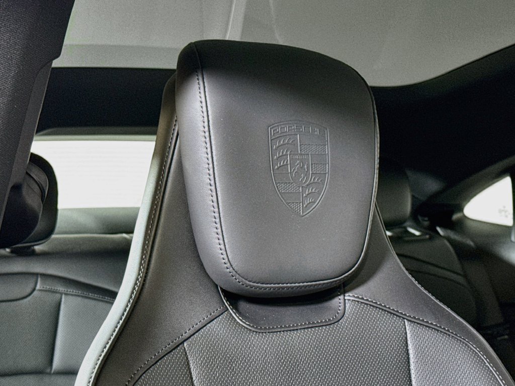 Certified 2026 Porsche Taycan 4S AWD/4WD image 23
