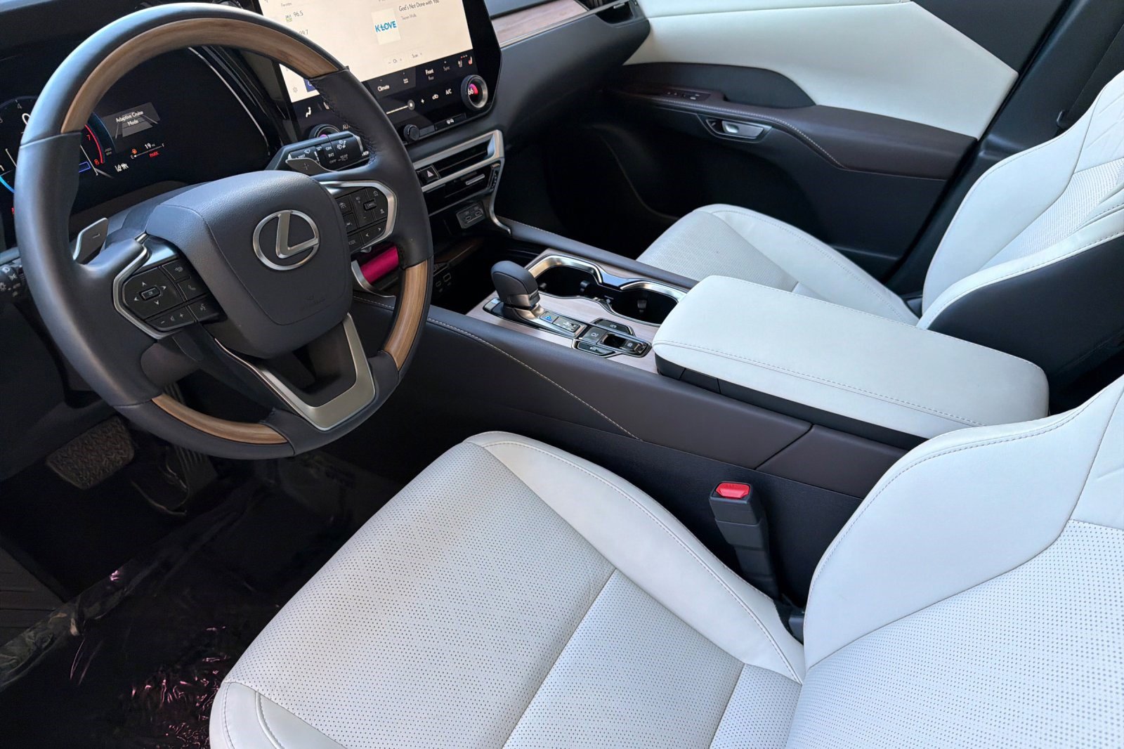 Certified 2026 Lexus RX 350 Premium Plus w/ Accessory Package (Z1) FWD image 11