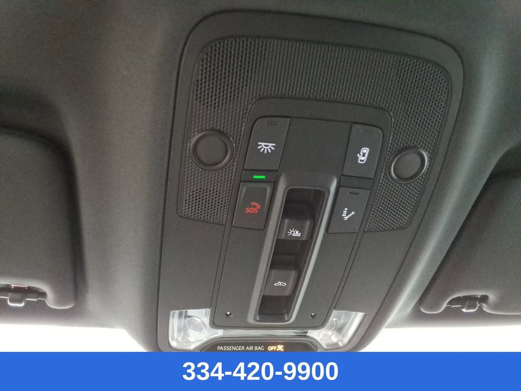 Used 2025 Audi Q3 2.0T Premium w/ Convenience Package image 18