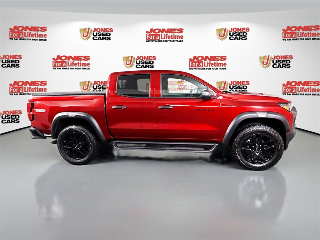 Used 2025 Chevrolet Colorado Trail Boss image 18