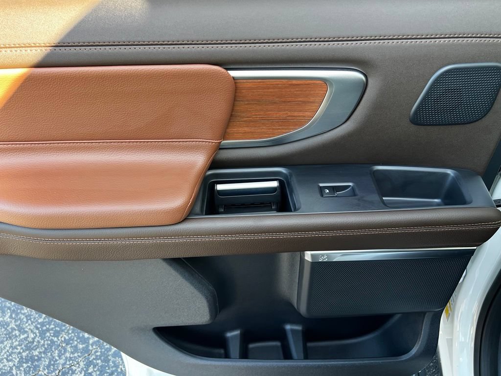 New 2027 Ford Expedition King Ranch RWD image 18