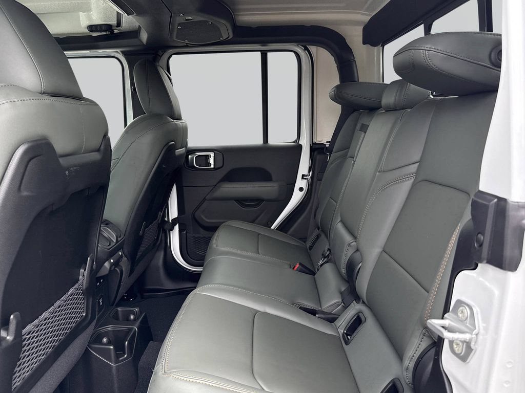 New 2026 Jeep Gladiator Mojave AWD/4WD image 16