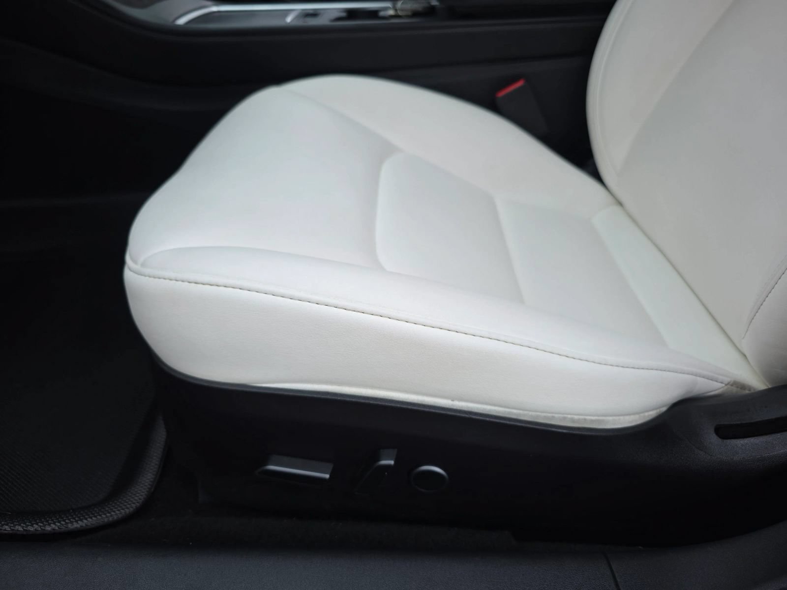 Used 2022 Tesla Model 3 Performance AWD/4WD image 25