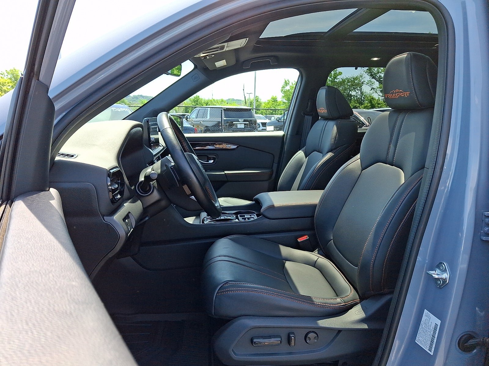 Used 2024 Honda Pilot TrailSport image 15