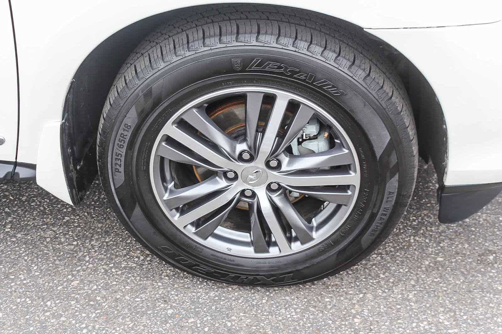 Used 2020 INFINITI QX60 Luxe w/ Essential Package FWD image 10