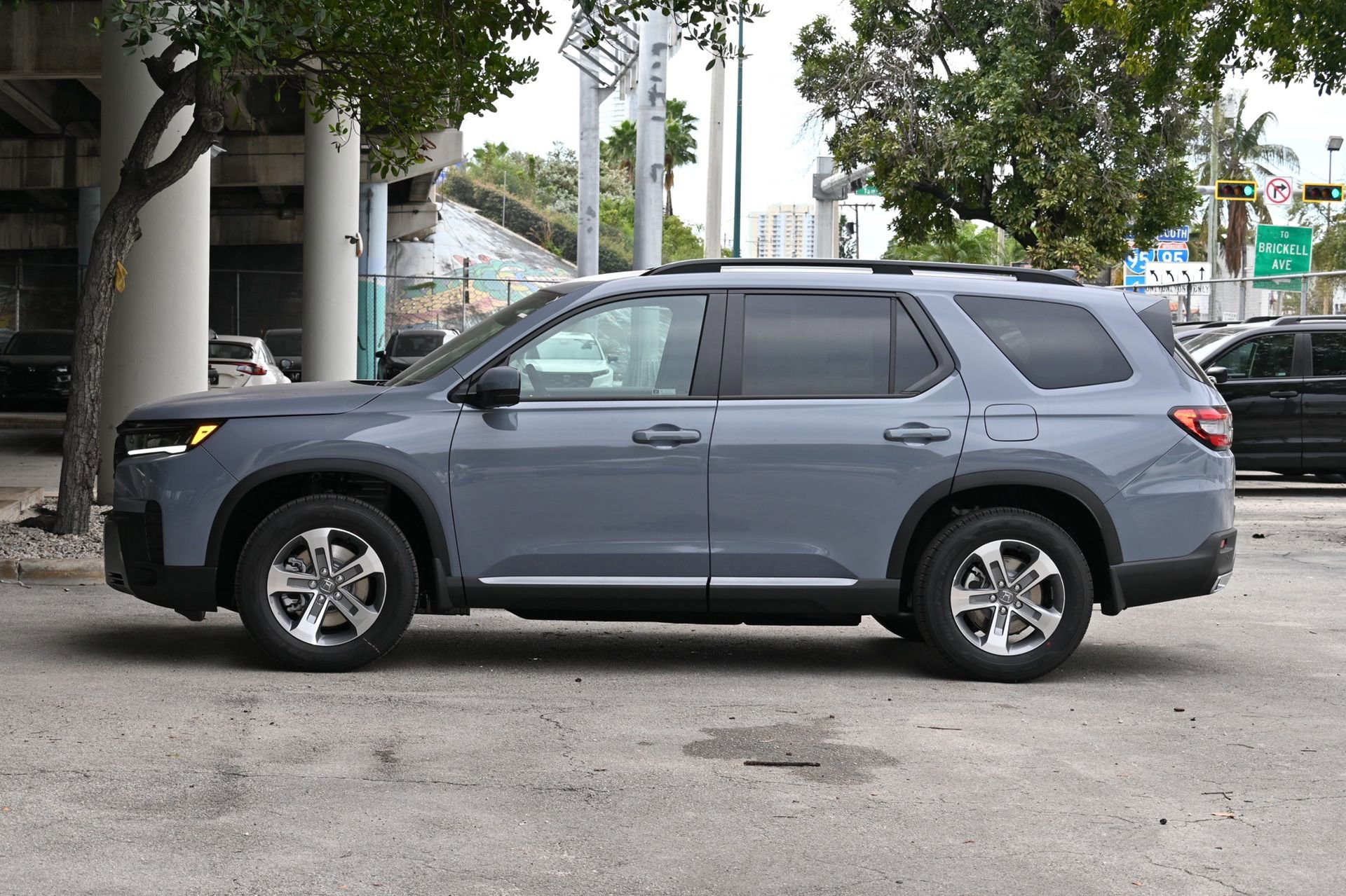 New 2026 Honda Pilot EX-L image 8