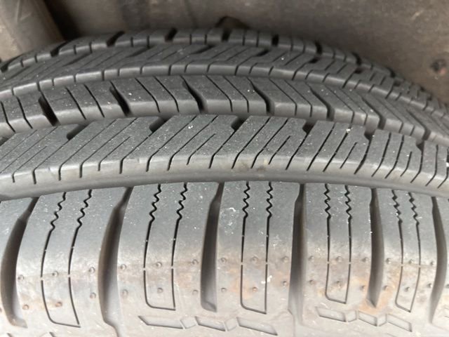 Used 2024 Toyota RAV4 XLE w/ Convenience Package image 7