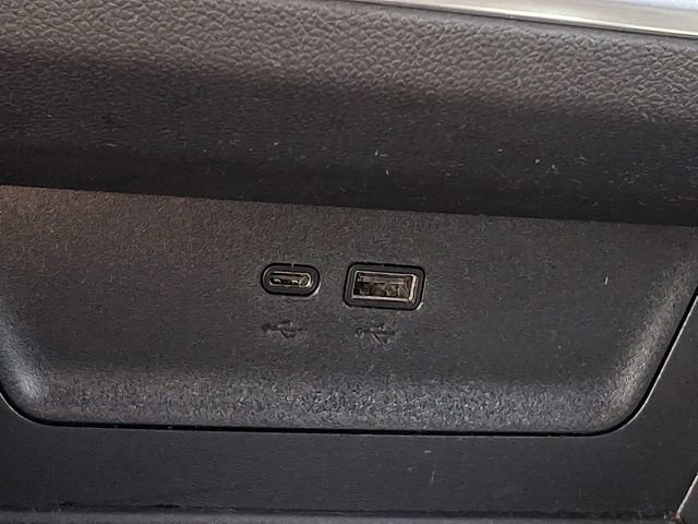 Used 2025 Chevrolet Equinox LT FWD image 23