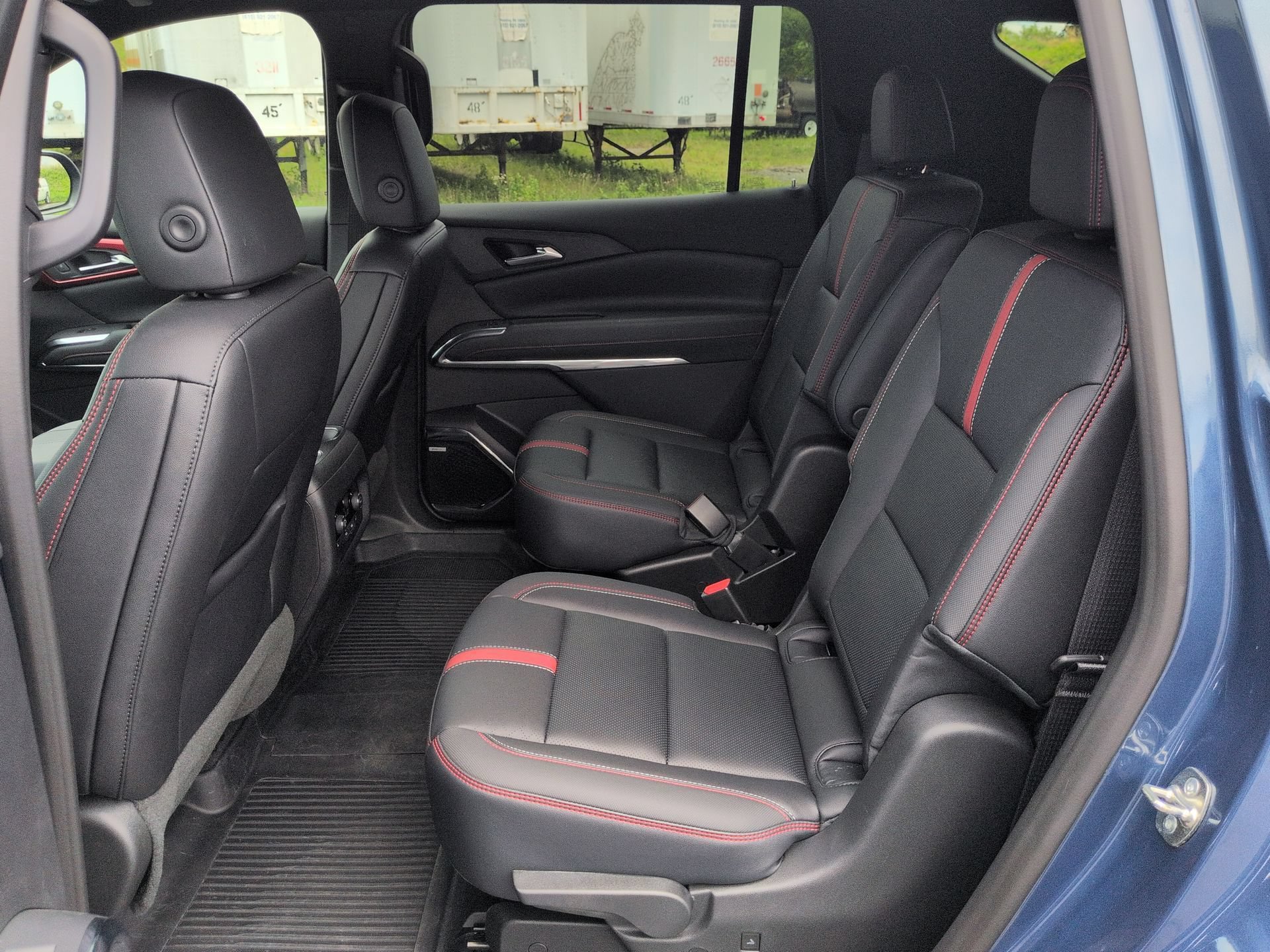 Certified 2026 Chevrolet Traverse RS w/ LPO, Floor Liner Package AWD/4WD image 26