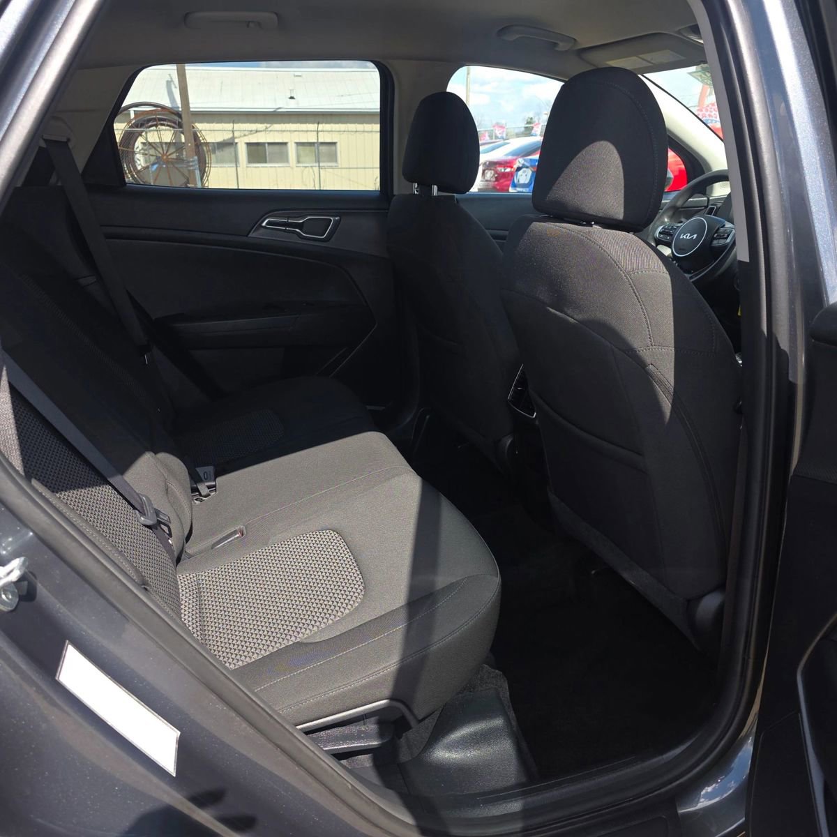 Used 2024 Kia Sportage LX image 15