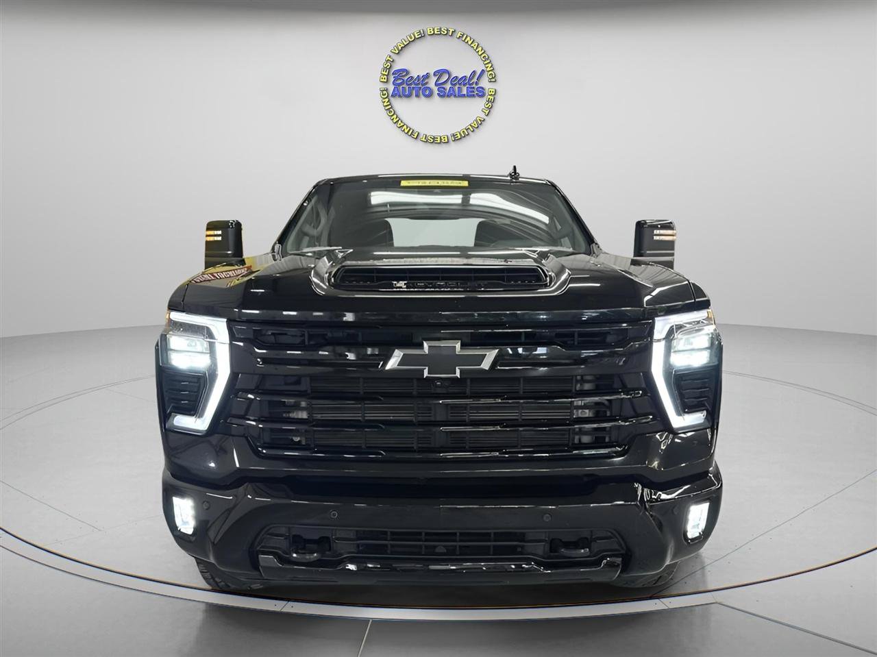 Used 2024 Chevrolet Silverado 2500 LTZ w/ LTZ Plus Package AWD/4WD image 7