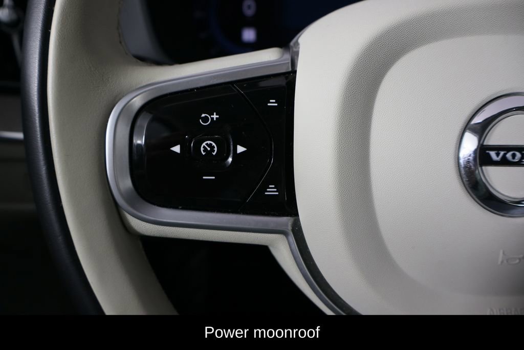 Used 2023 Volvo XC60 B5 Plus w/ Climate Package image 8