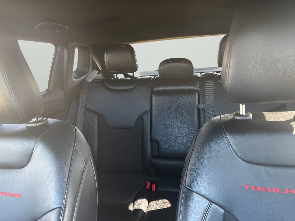 Used 2024 Jeep Compass Trailhawk image 12