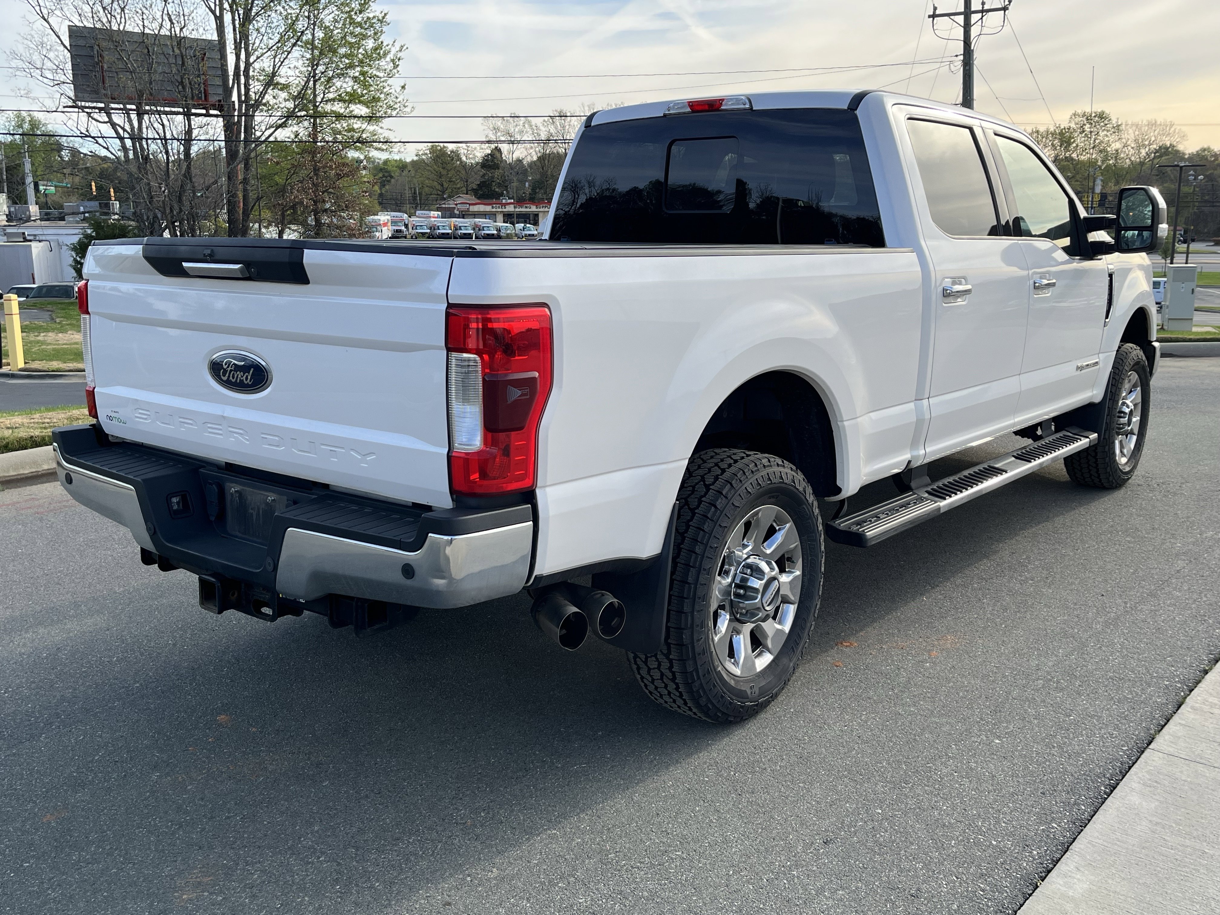 Used 2018 Ford F250 Lariat image 9