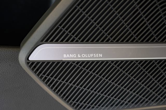 Used 2023 Audi Q5 2.0T Premium Plus w/ Premium Plus Package AWD/4WD image 22
