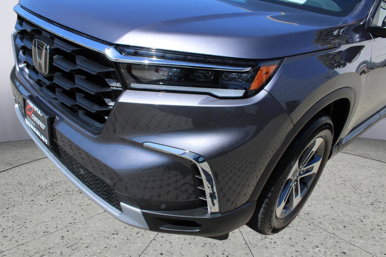 Used 2023 Honda Pilot EX-L image 10