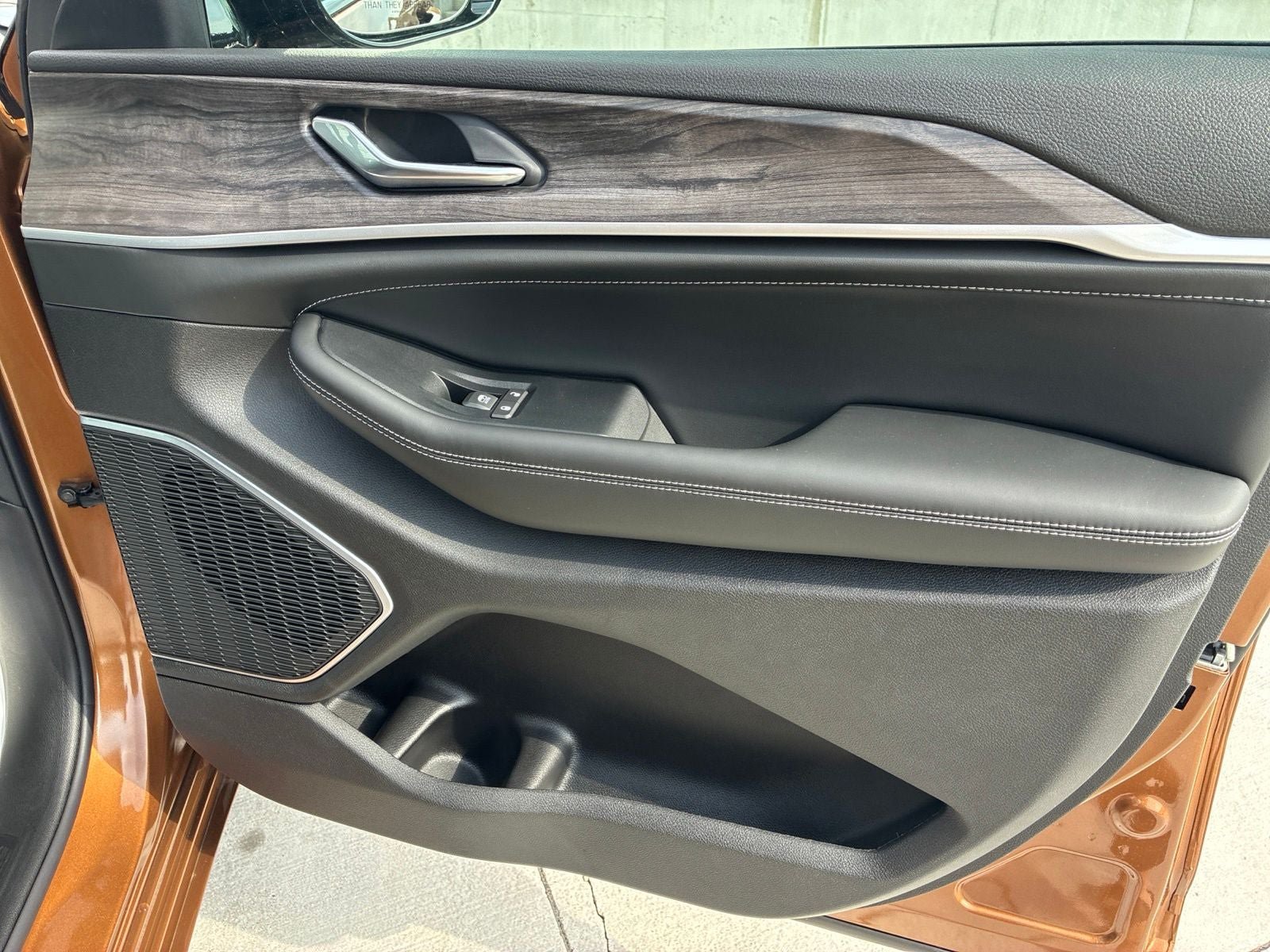 New 2026 Jeep Grand Cherokee L Limited AWD/4WD image 22