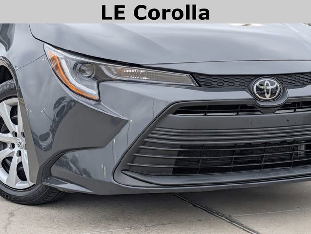 Used 2023 Toyota Corolla LE image 3