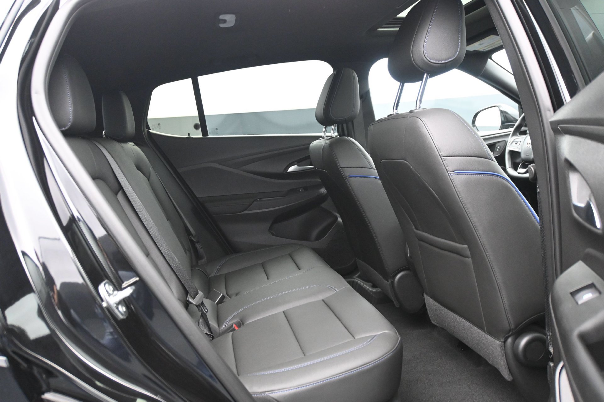 Used 2026 Buick Envista Sport Touring w/ Convenience I Package FWD image 14