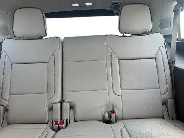 Used 2023 GMC Yukon Denali AWD/4WD image 19