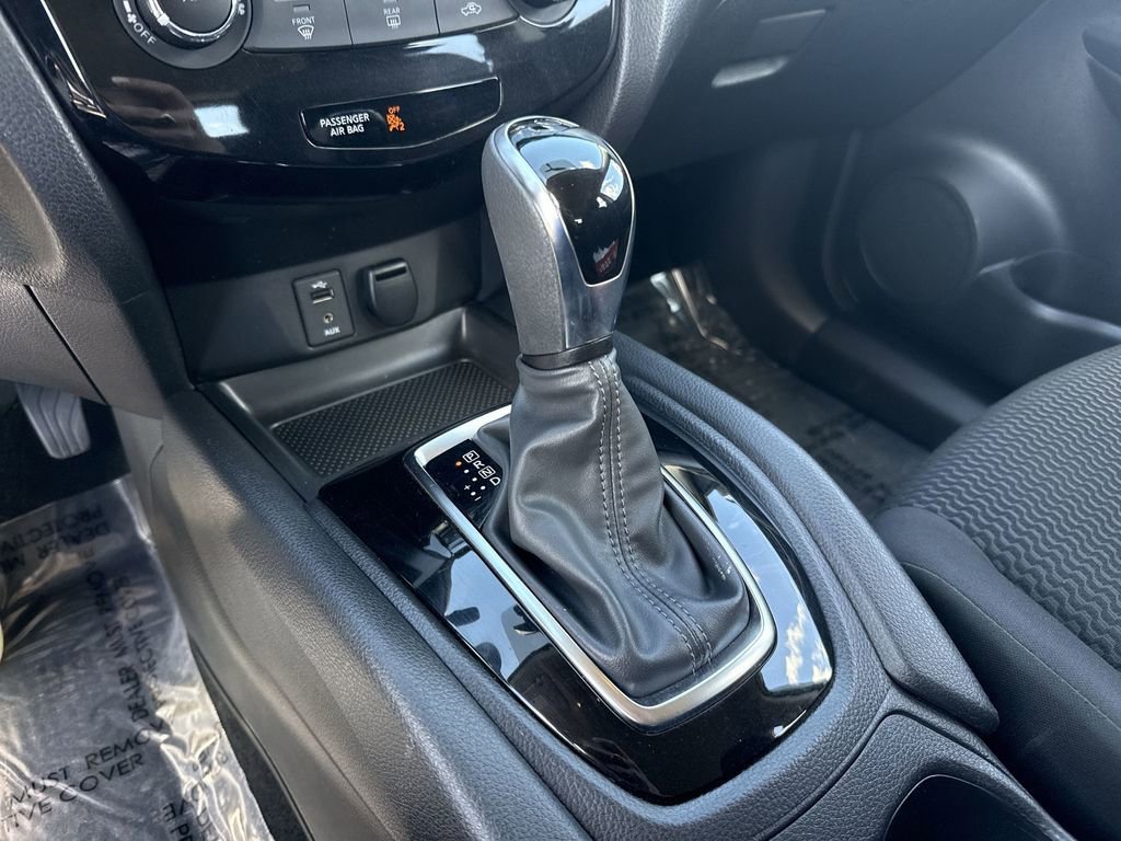 Used 2018 Nissan Rogue Sport S AWD/4WD image 19