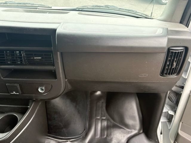 Used 2025 GMC Savana 2500 w/ Driver Convenience Package RWD image 20