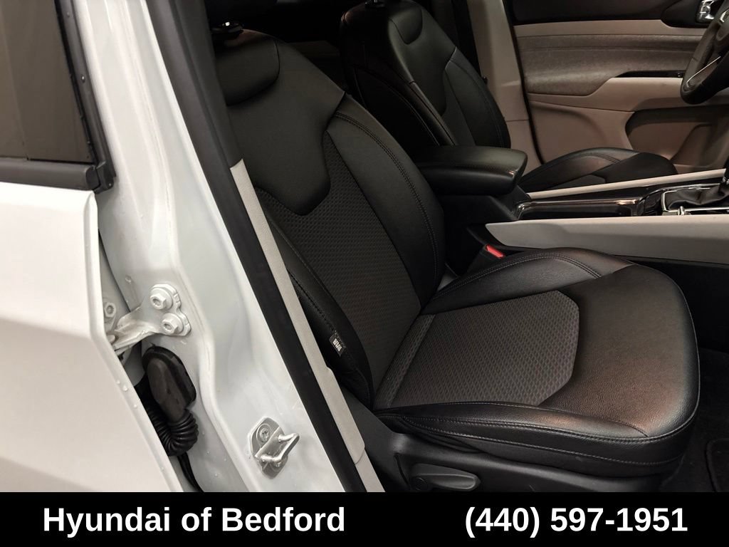 Used 2024 Jeep Compass Latitude AWD/4WD image 22