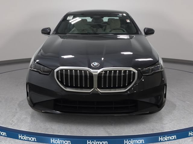 Certified 2024 BMW 540i xDrive w/ Convenience Package AWD/4WD image 2
