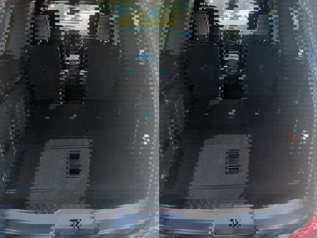 Used 2021 Ford Expedition Limited image 9